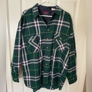 Men’s Plaid Button-down Shirt